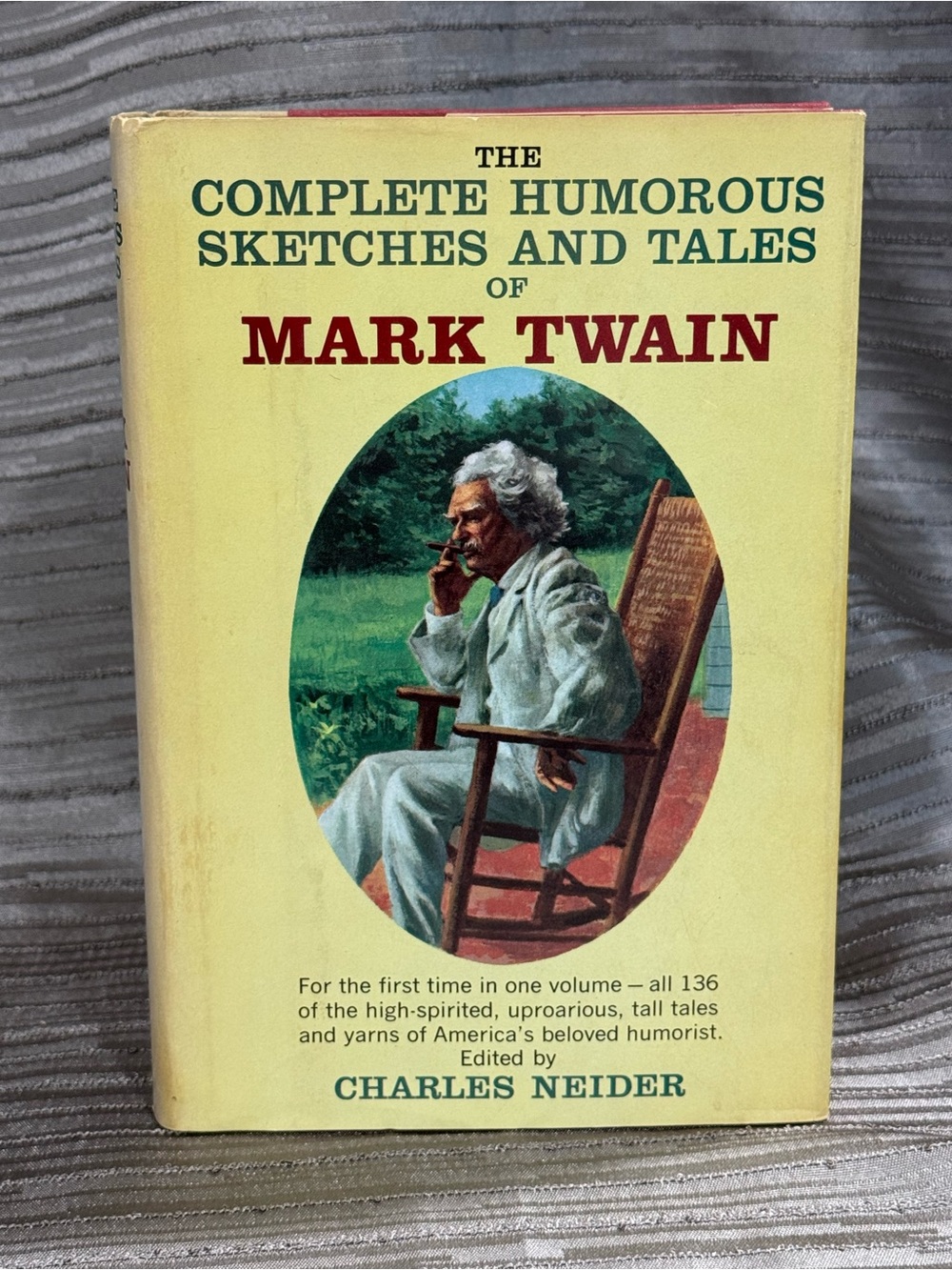 VTG The Complete Humorous Sketches and Tales of MARK TWAIN (HCDJ 1961) 1st Ed.
